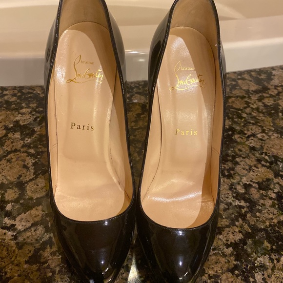 Black Christian Louboutin Bianca 140